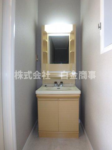 テラスハウス若葉B棟の洗面所