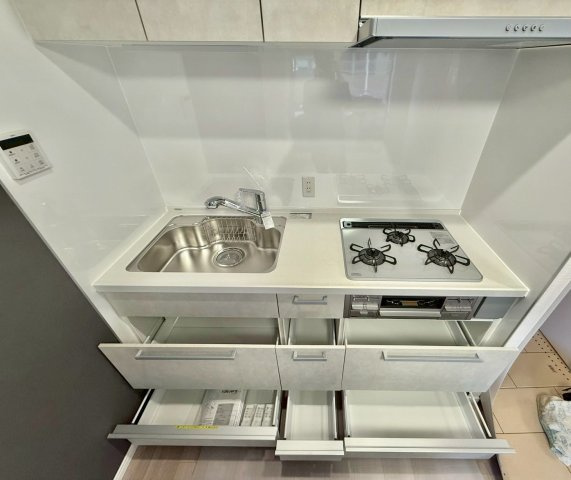 目白ガーデニアのキッチン|現地ご見学希望・資料請求などお気軽にお問い合わせ下さい！
03-5990-5201