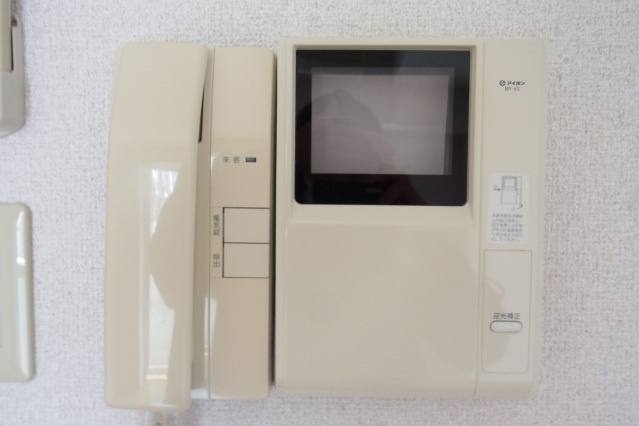 スカイコート文京白山のセキュリティ|ＴＶモニタ付きインターホン