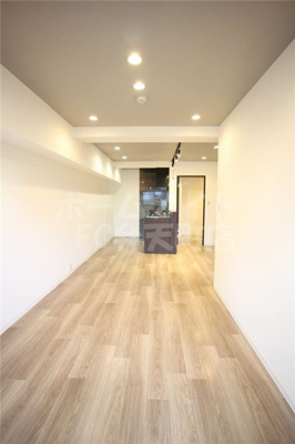 【居間・リビング】 | ポートヴィラ弁天 | リビングです