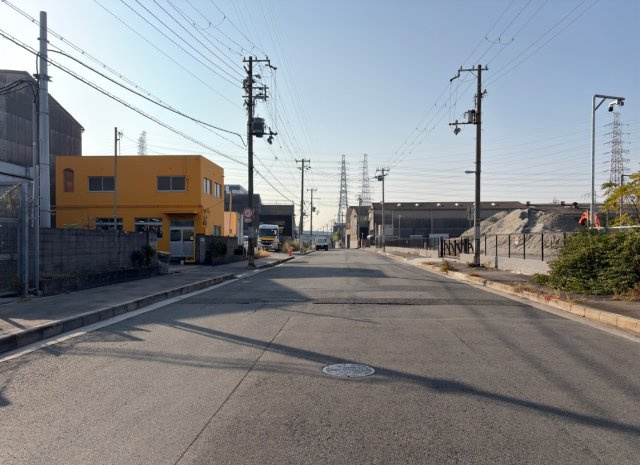 大阪市住之江区平林北1丁目貸工場倉庫事務所220万円の駐車場