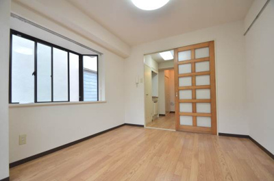 【洋室】 | エステート藤沢