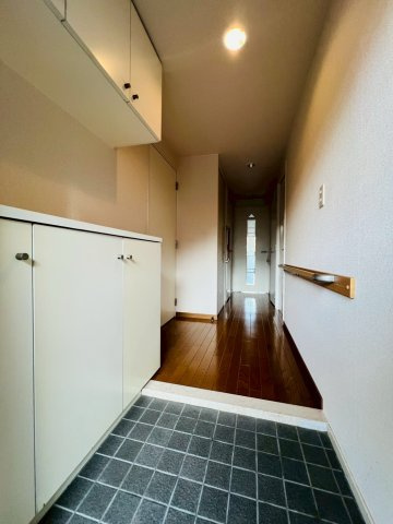 ネクステージ西神中央 D棟の玄関