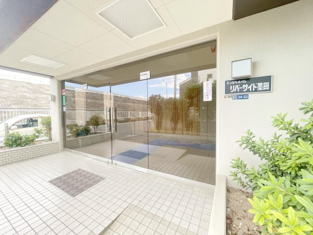 エンゼルハイムリバーサイド墨田のエントランス