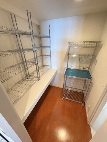 アデニウム真鶴の収納
