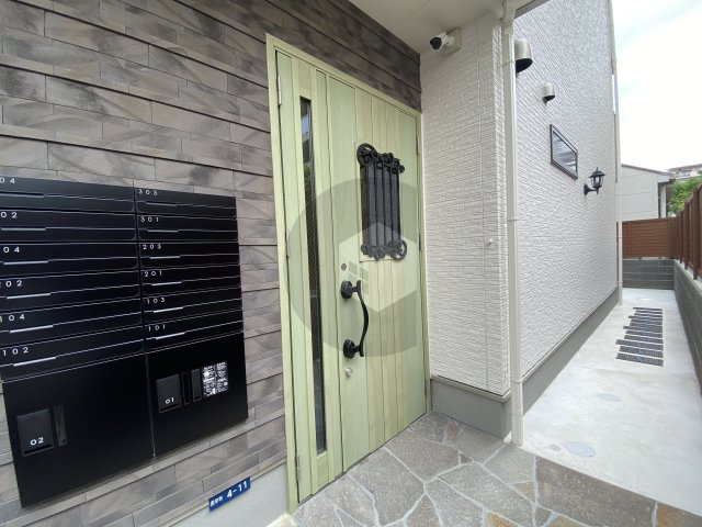 えんじゅハイツのエントランス