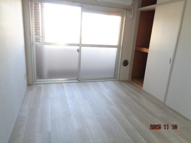 玉木マンションの居間・リビング