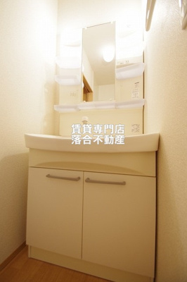 【独立洗面台】 | FLORAⅠ | 使いやすい独立洗面台