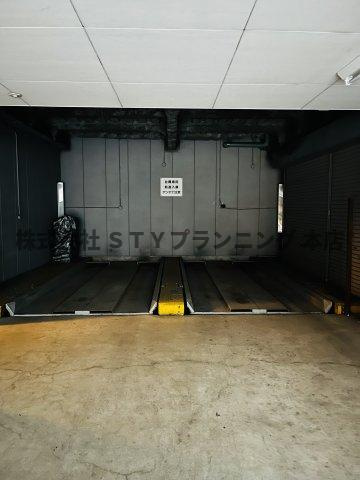 仲介手数料0円！BM　TAKAOKAの駐車場