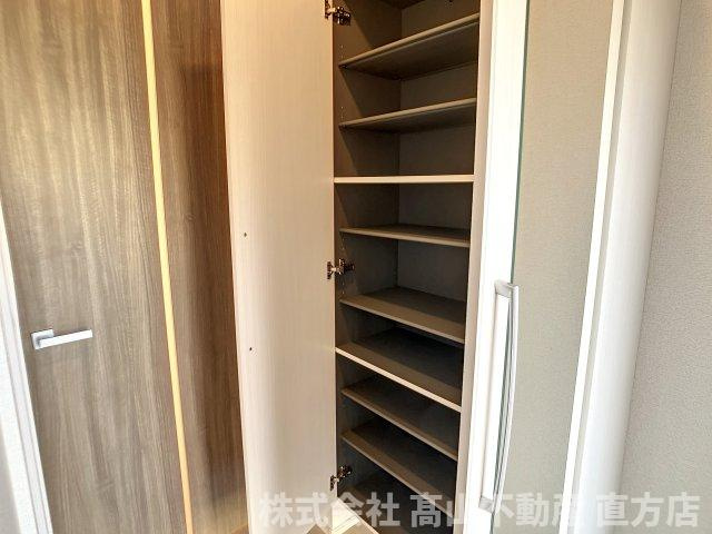 プレザントＢの収納