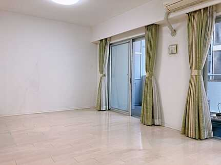 アルファステイツ十日市城南通りの洋室