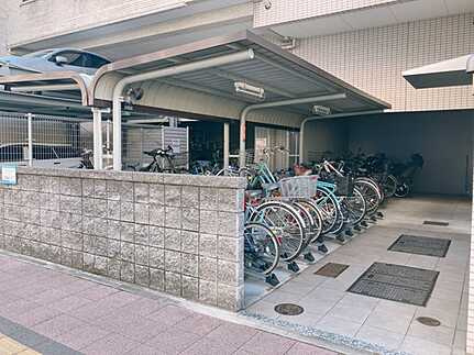 アルファステイツ十日市城南通りのエントランス