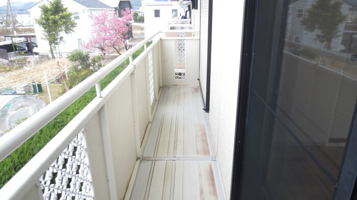 【バルコニー】