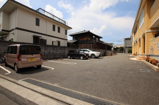 【駐車場】 | アビタシオンシャンゼリゼ