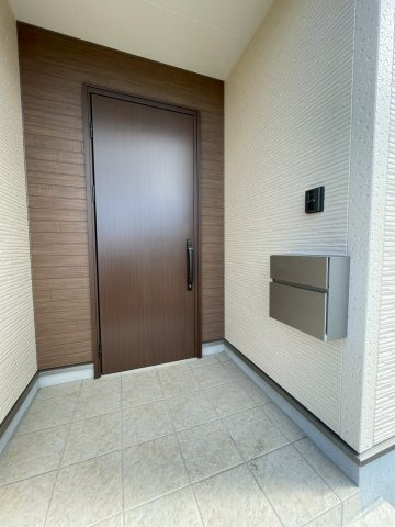 【玄関】 | いろどりアイタウン富岡市下高瀬