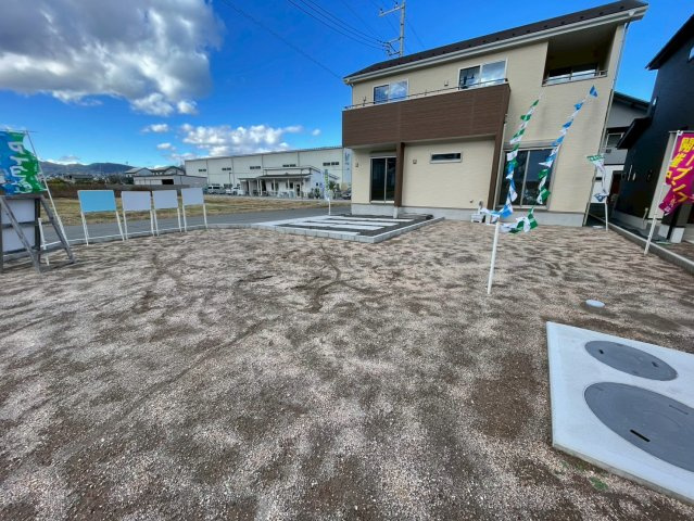 【庭】 | いろどりアイタウン富岡市下高瀬
