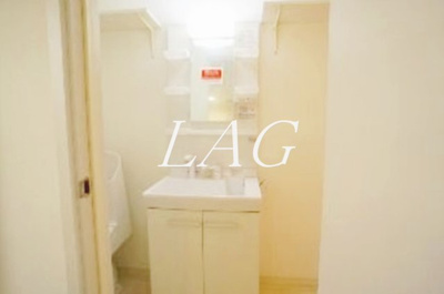 【洗面所】 | ソレア町田 | 独立洗面台です。