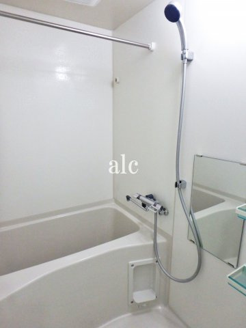 リヴシティ中野の浴室|日々の疲れを癒すお風呂付です