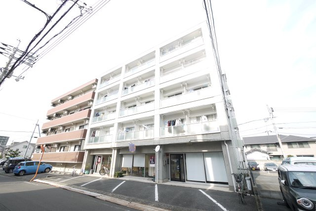 伊福ビューアレイの外観