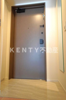 【玄関】 | Ｊ．ＧＲＡＮ　Ｃｏｕｒｔ　品川西大井ＷＥＳＴ | シンプルで使いやすい玄関です