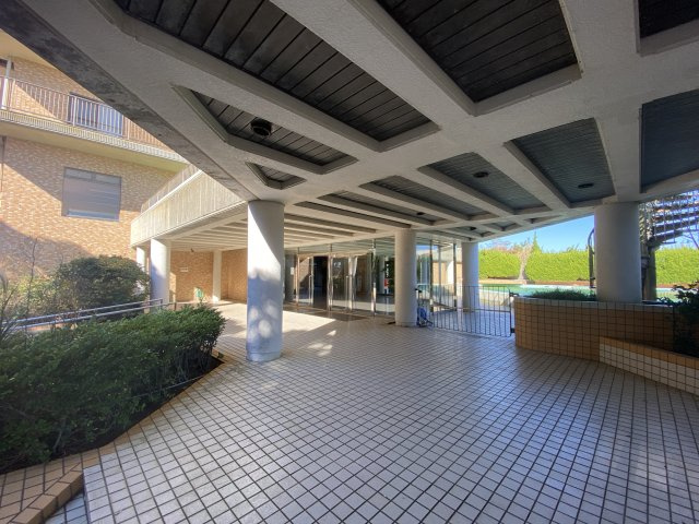 ダイアパレス白子第2のエントランス