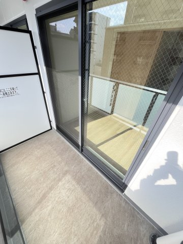 大阪市城東区中央２丁目の賃貸マンションのバルコニー
