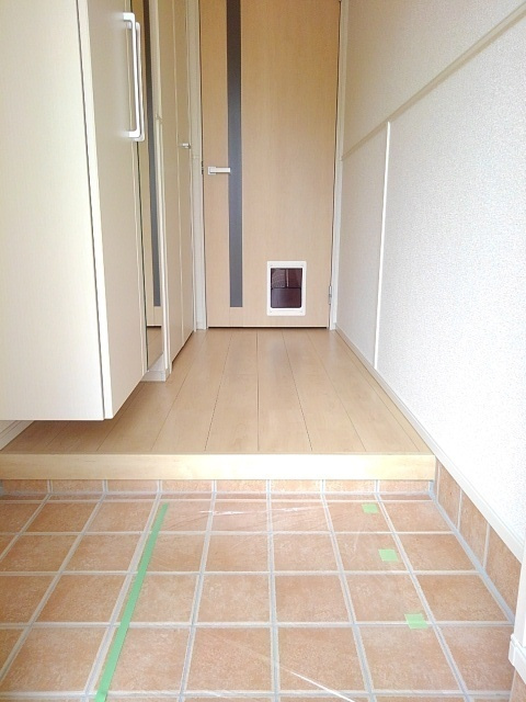 グランプラトVの玄関