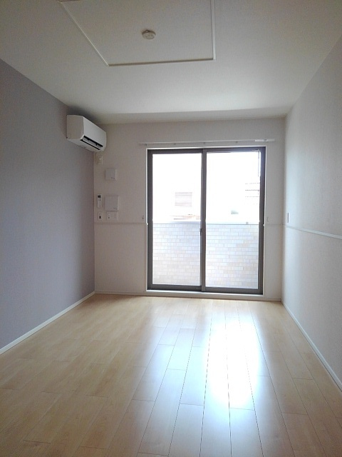 グランプラトVの居間・リビング