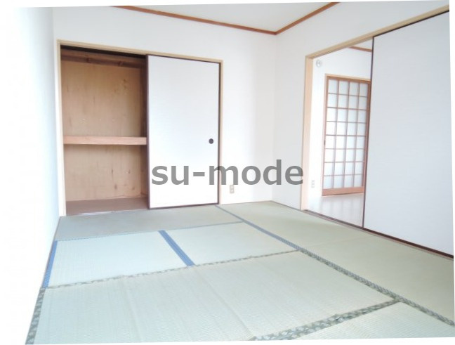 第二奥村ハイツの和室