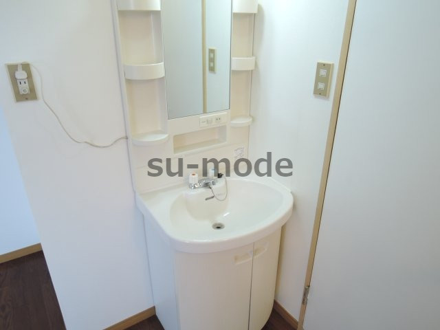 第二奥村ハイツの洗面所