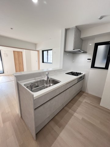 大阪市城東区中央２丁目の賃貸マンションのキッチン