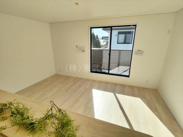 【居間・リビング】の画像