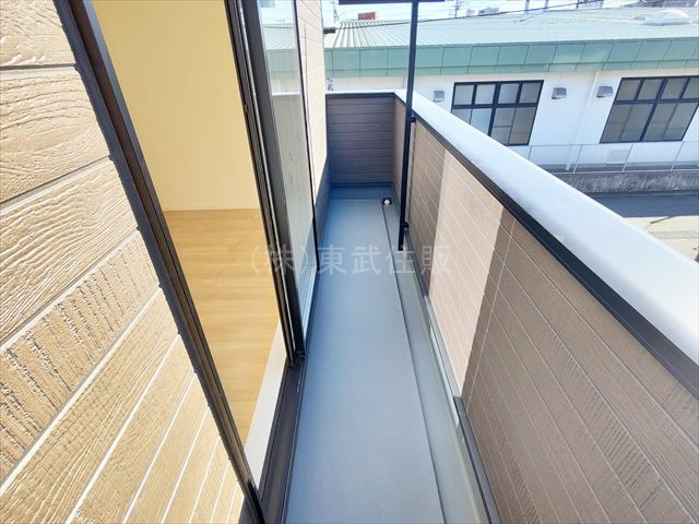 【バルコニー】 | 富士見市東みずほ台第５　全４棟　３号棟 | 風通しの良いバルコニーです