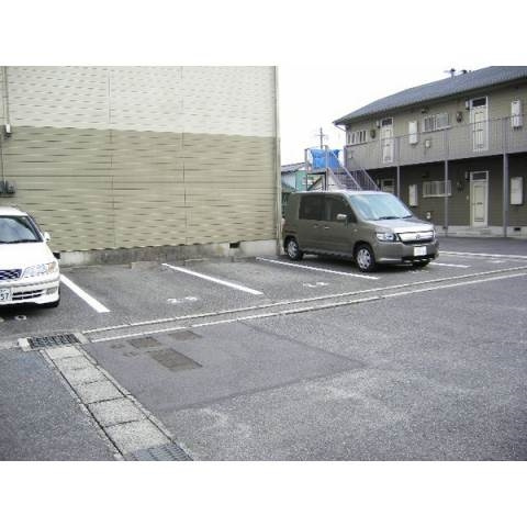 エトワール　Dの駐車場