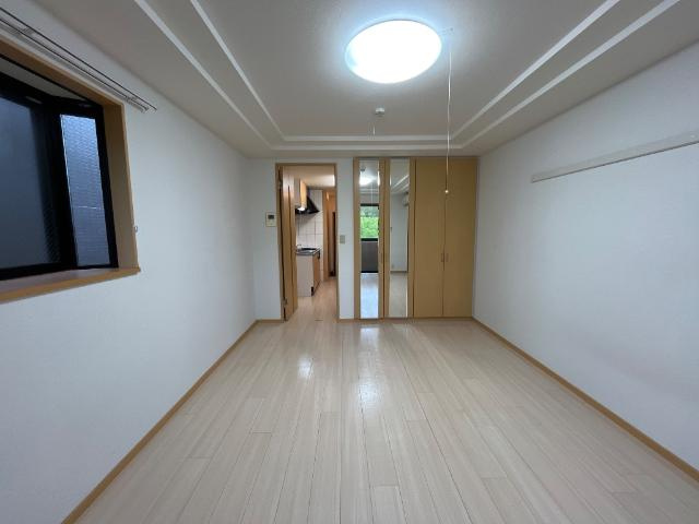 ローズガーデンの内装|室内