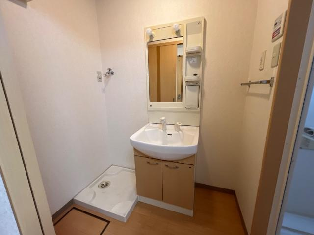 ローズガーデンの洗面所|洗面