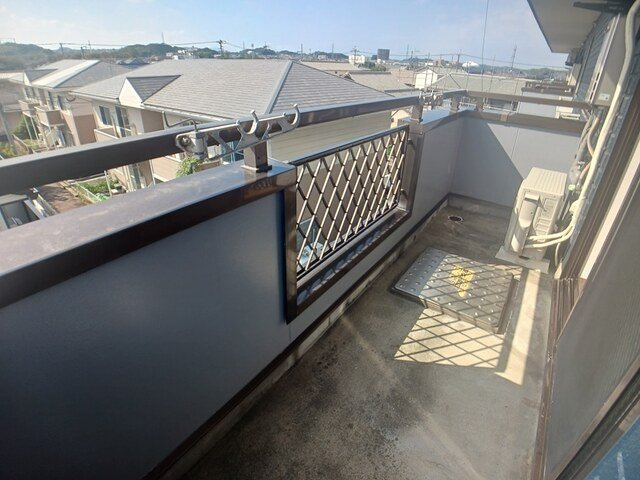 ロジュマン本城のバルコニー