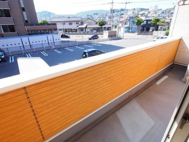 ファイン若松Ａのバルコニー