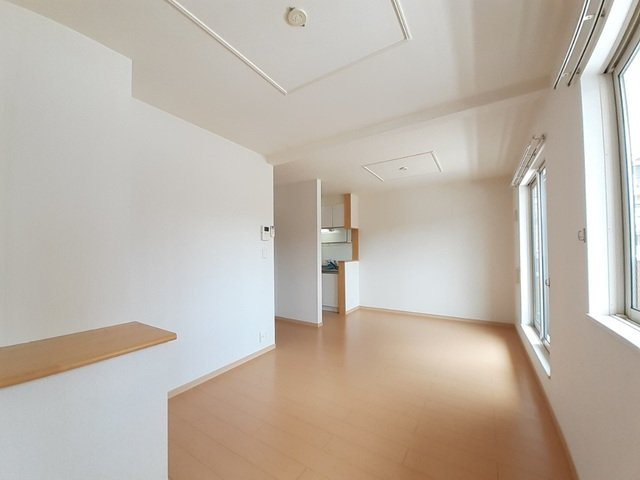 ファイン若松Ａの居間・リビング