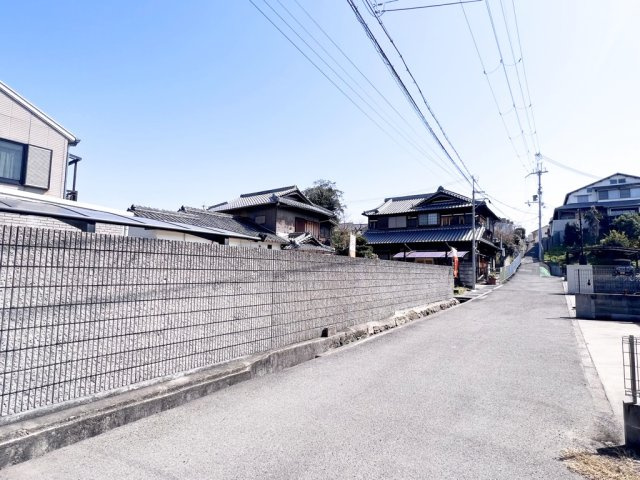 泉南市樽井５丁目の前面道路含む現地写真