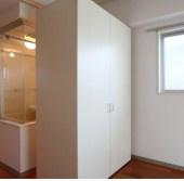 杉並区本天沼１丁目の賃貸マンションの収納