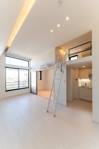 練馬区旭丘１丁目の賃貸マンションの居間・リビング