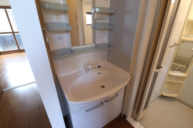 【洗面所】