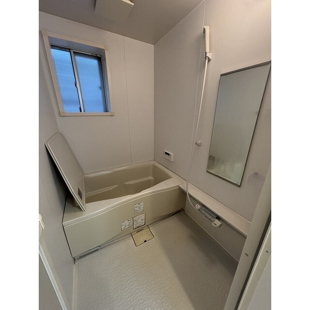 ヴィラ芦屋Ａ棟の浴室