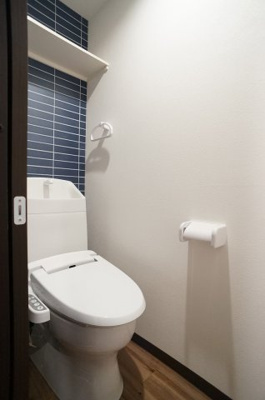 【トイレ】 | Y　ｃａｔ　日進 | 水回りは、同じアクセントクロスで統一されております。