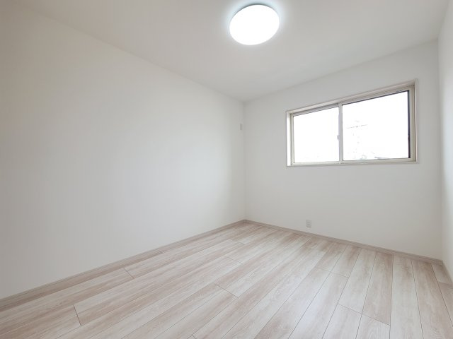 関戸4丁目1区画（377-30）・新築戸建の洋室