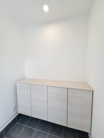 関戸4丁目1区画（377-30）・新築戸建の玄関