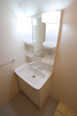 【独立洗面台】 | エレガント茱萸木Ⅱ