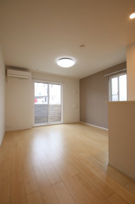 【居間・リビング】 | エレガント茱萸木Ⅱ