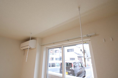 【設備】 | エレガント茱萸木Ⅱ | 室内干し器具